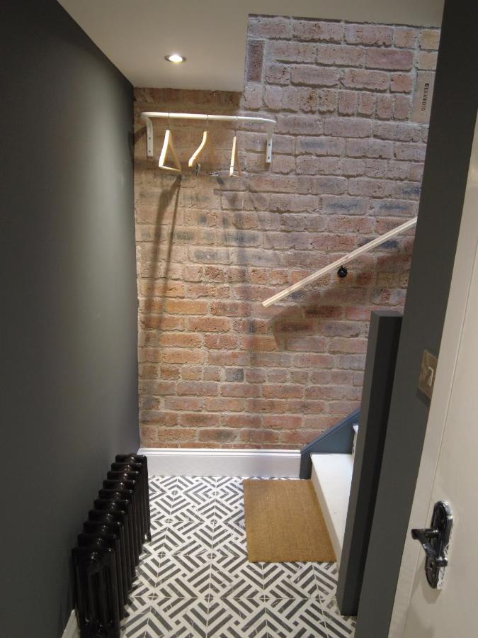 The Bards Loft, Large Studio Apartment Ayr Bagian luar foto